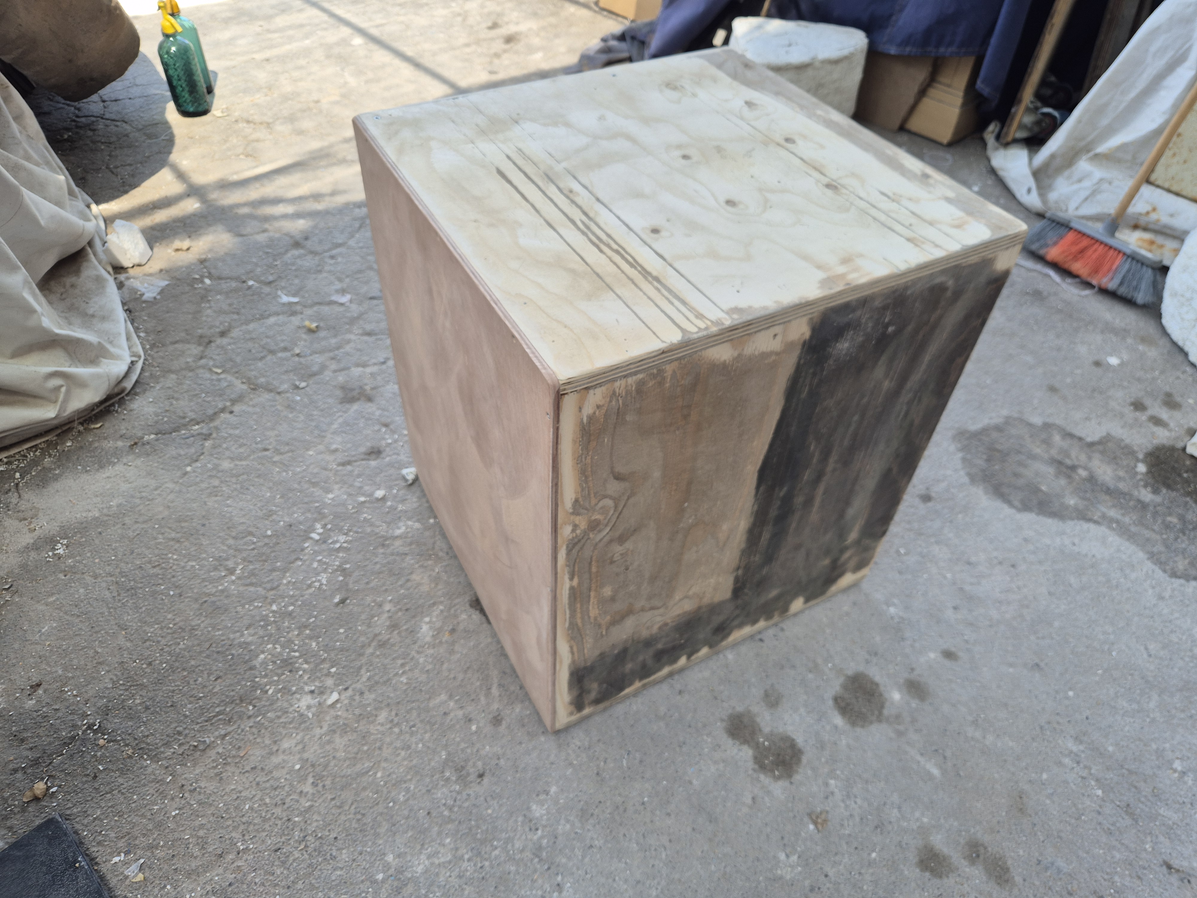 altavoz ficticio madera 110.5x52.5x50.5 63.5x55x55.5 63.5x55x40 1u